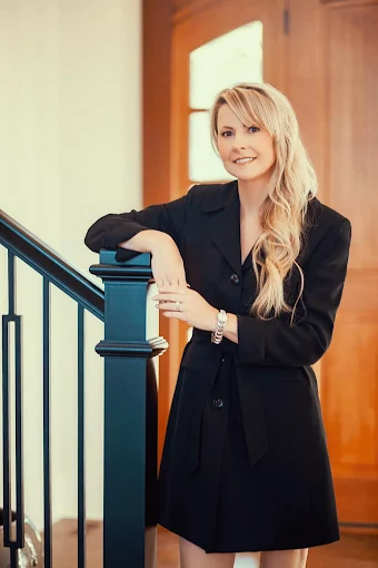 Becky Harper Realtor Keller Williams Overland Park KS